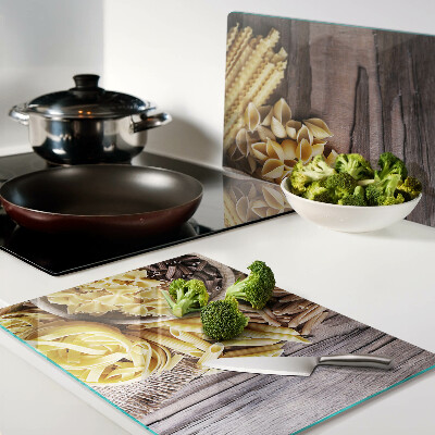 Chopping board Pasta and wooden accents