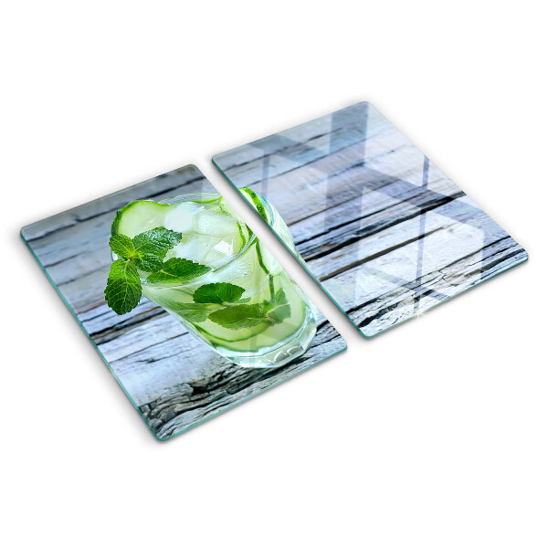 Chopping board glass A refreshing cocktail with mint