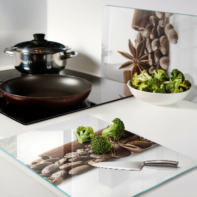Chopping board glass Spices and coffee beans