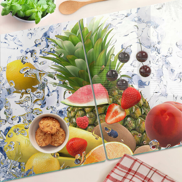 Glass chopping board Fruit in water