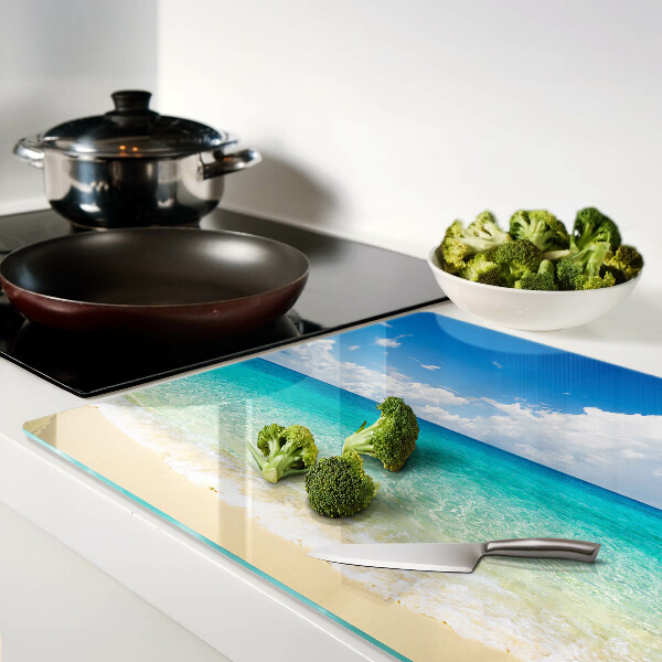 Chopping board glass A beach with turquoise water and clouds
