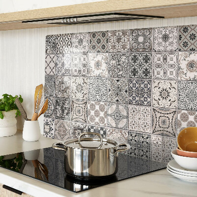 Glass kitchen board Tile patterns in shades of gray
