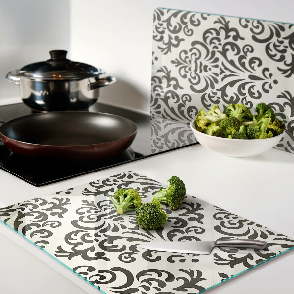 Cutting board Baroque style plant pattern