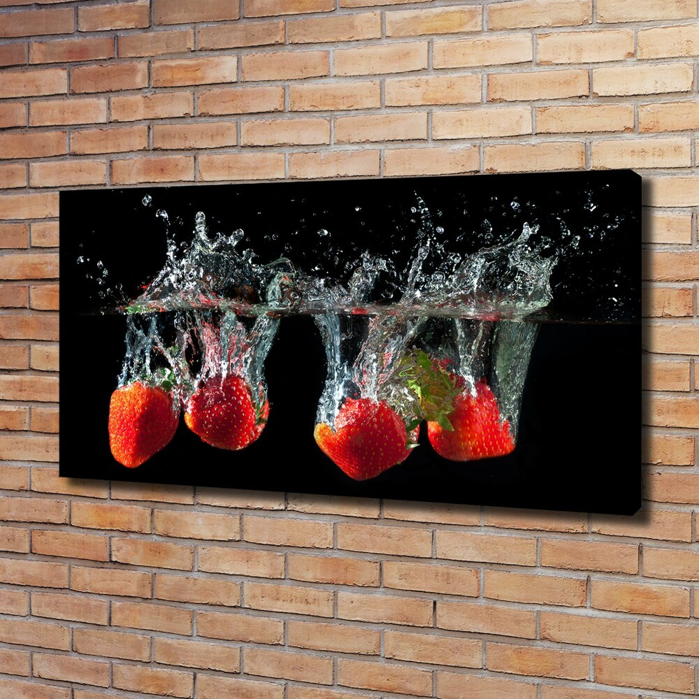 Canvas wall art Strawberries under water