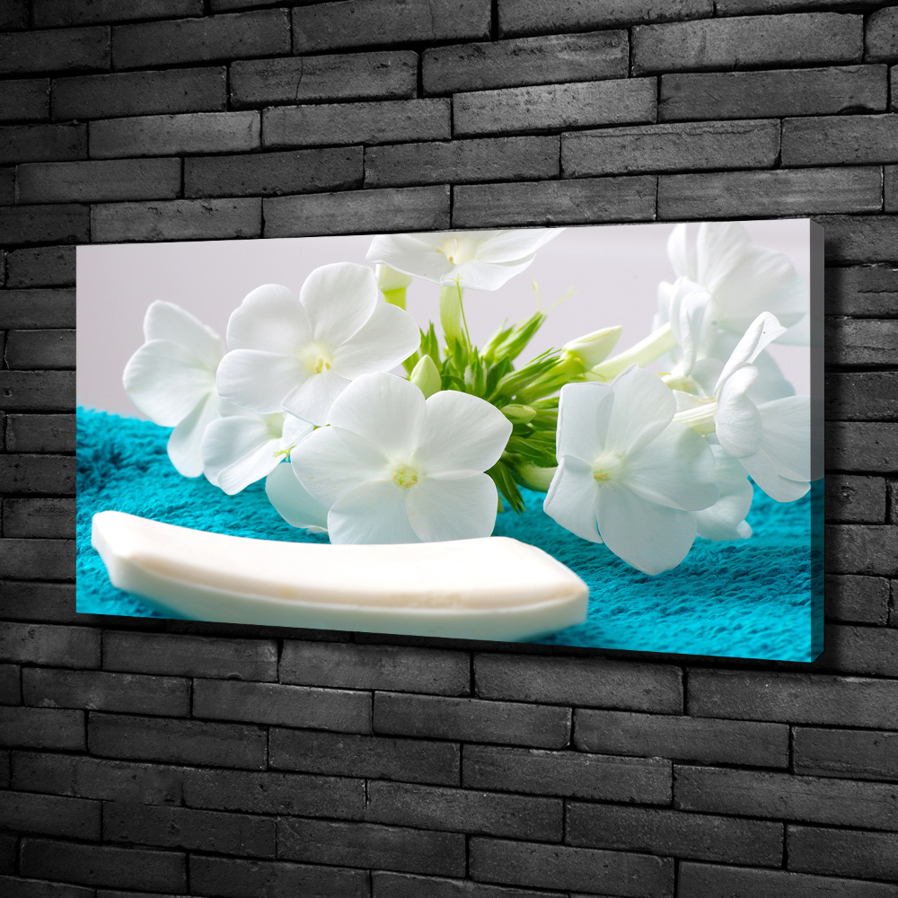 Canvas wall art White spa flowers