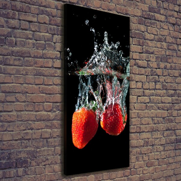 Canvas print Strawberries under water