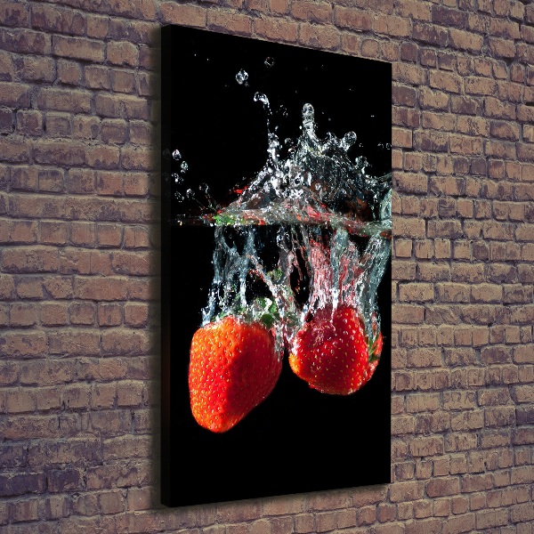 Canvas print Strawberries under water