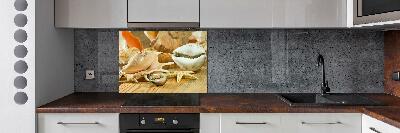 Kitchen splashback Shells on wood