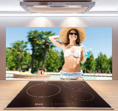 Kitchen splashback A woman over the pool