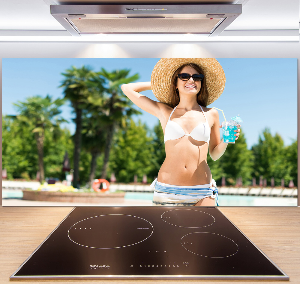 Kitchen splashback A woman over the pool