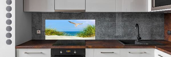 Glass splashback Seagull on the beach