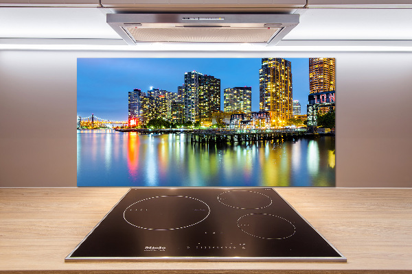 Cooker splashback New York at night