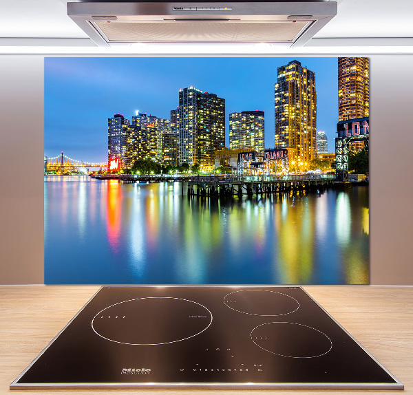 Cooker splashback New York at night