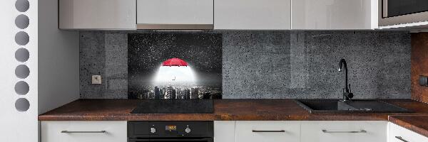 Cooker splashback Umbrella above the city