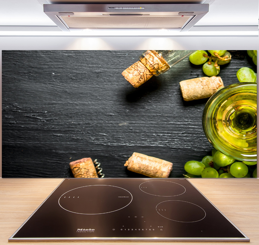 Kitchen splashback White wine and fruit