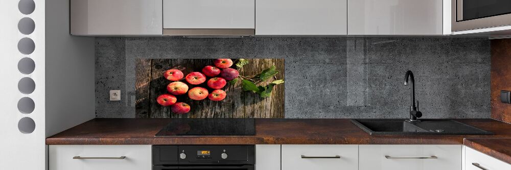 Kitchen splashback Apples on the table