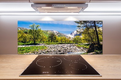 Cooker splashback River in the mountains