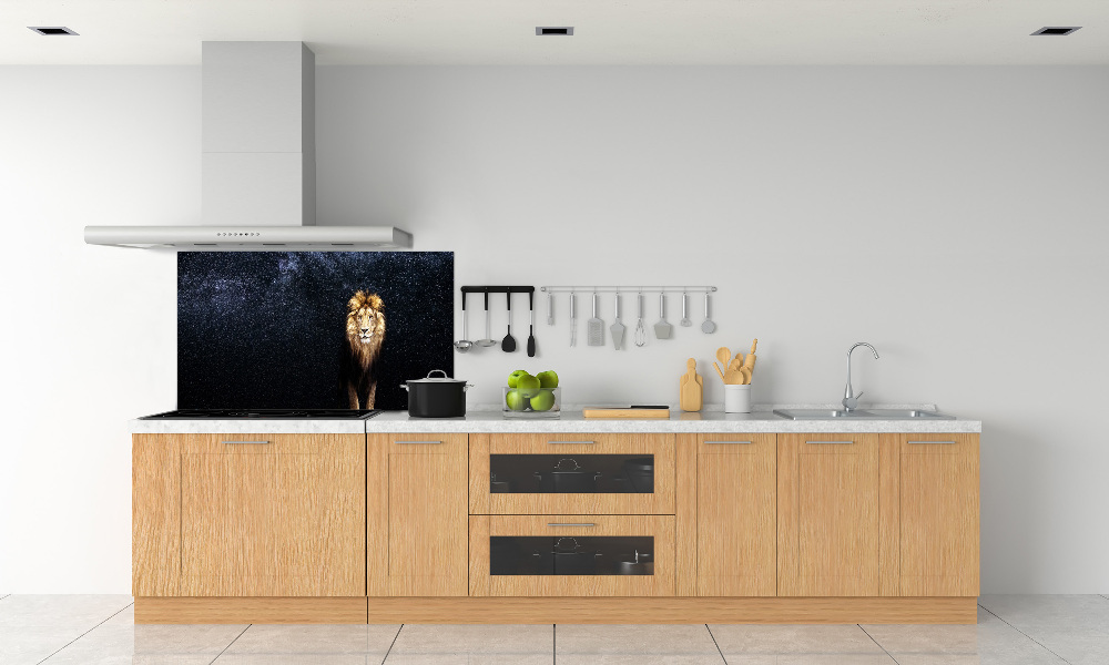 Cooker splashback Lion against the backdrop of the stars