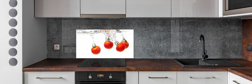 Cooker splashback Tomatoes under water