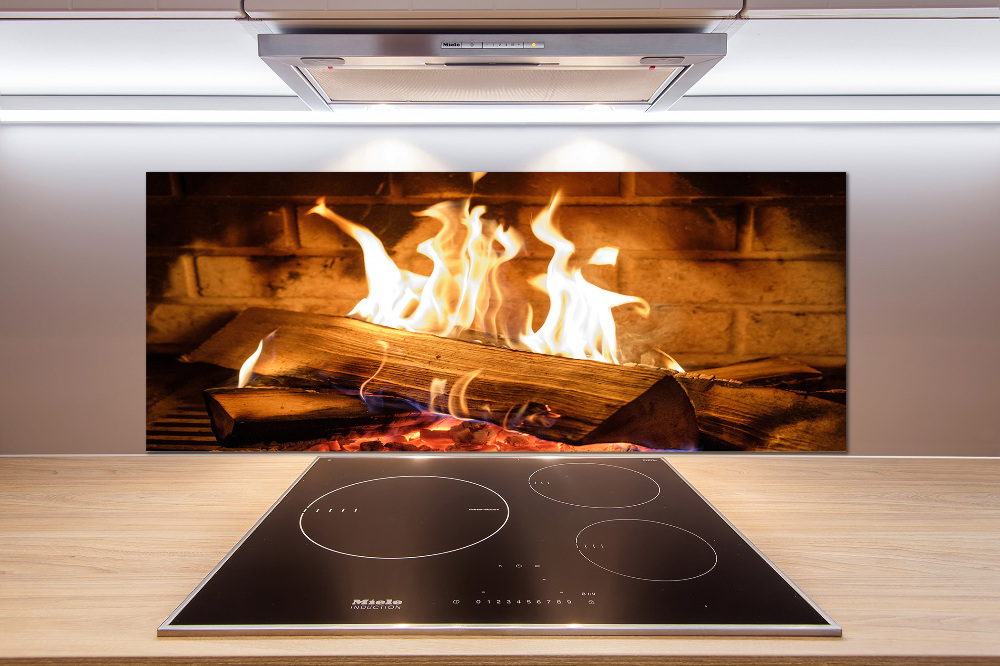 Glass splashback Wood in the fireplace