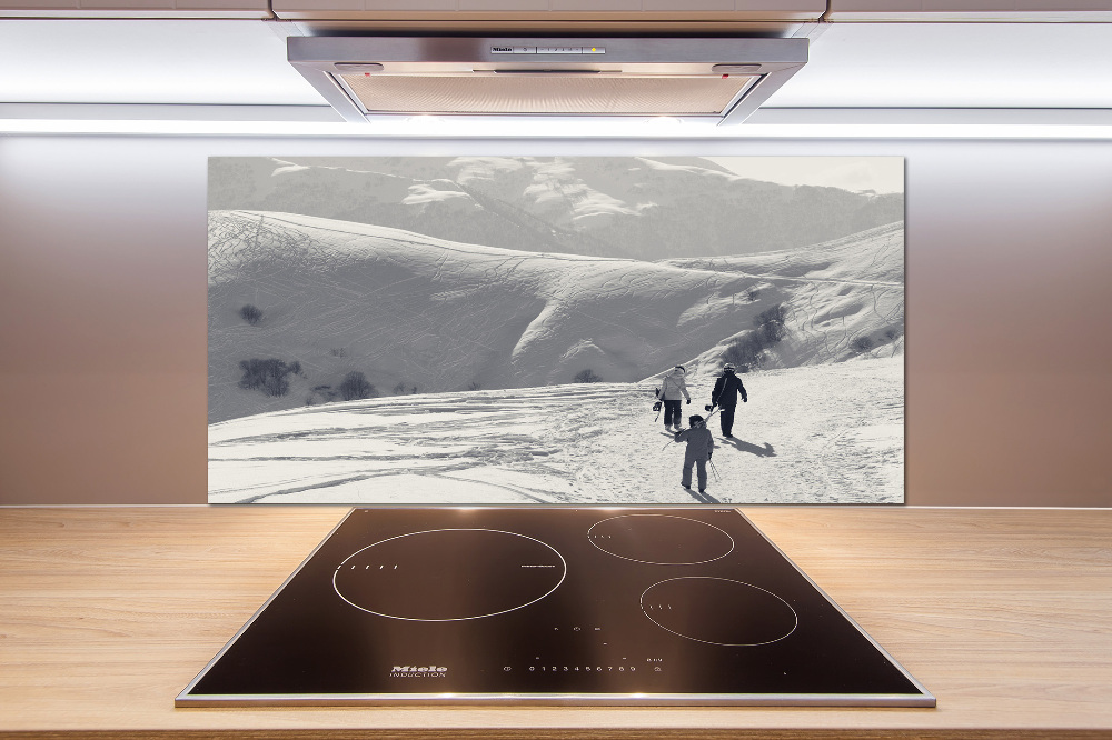 Glass splashback Skiers