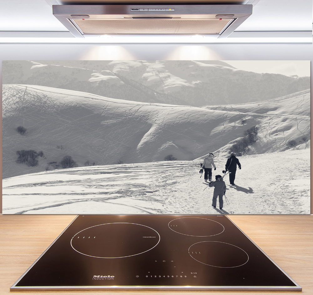 Glass splashback Skiers