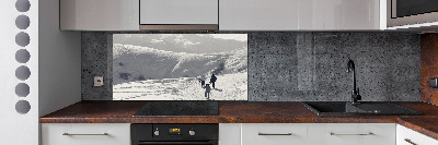 Glass splashback Skiers