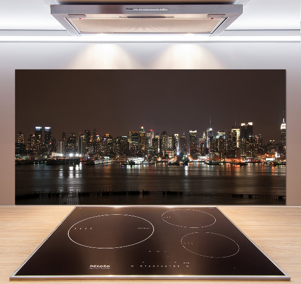 Cooker splashback New York at night