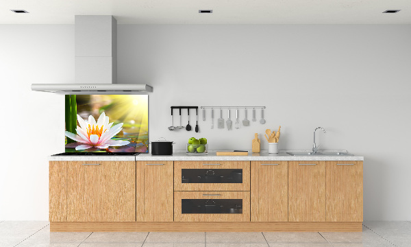 Cooker splashback water lily