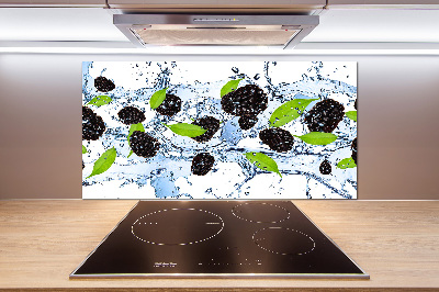 Cooker splashback Blackberries and water