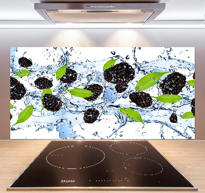 Cooker splashback Blackberries and water