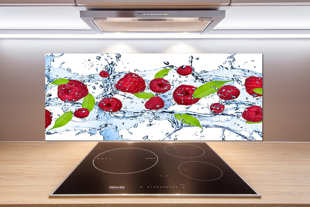 Cooker splashback Raspberries and water