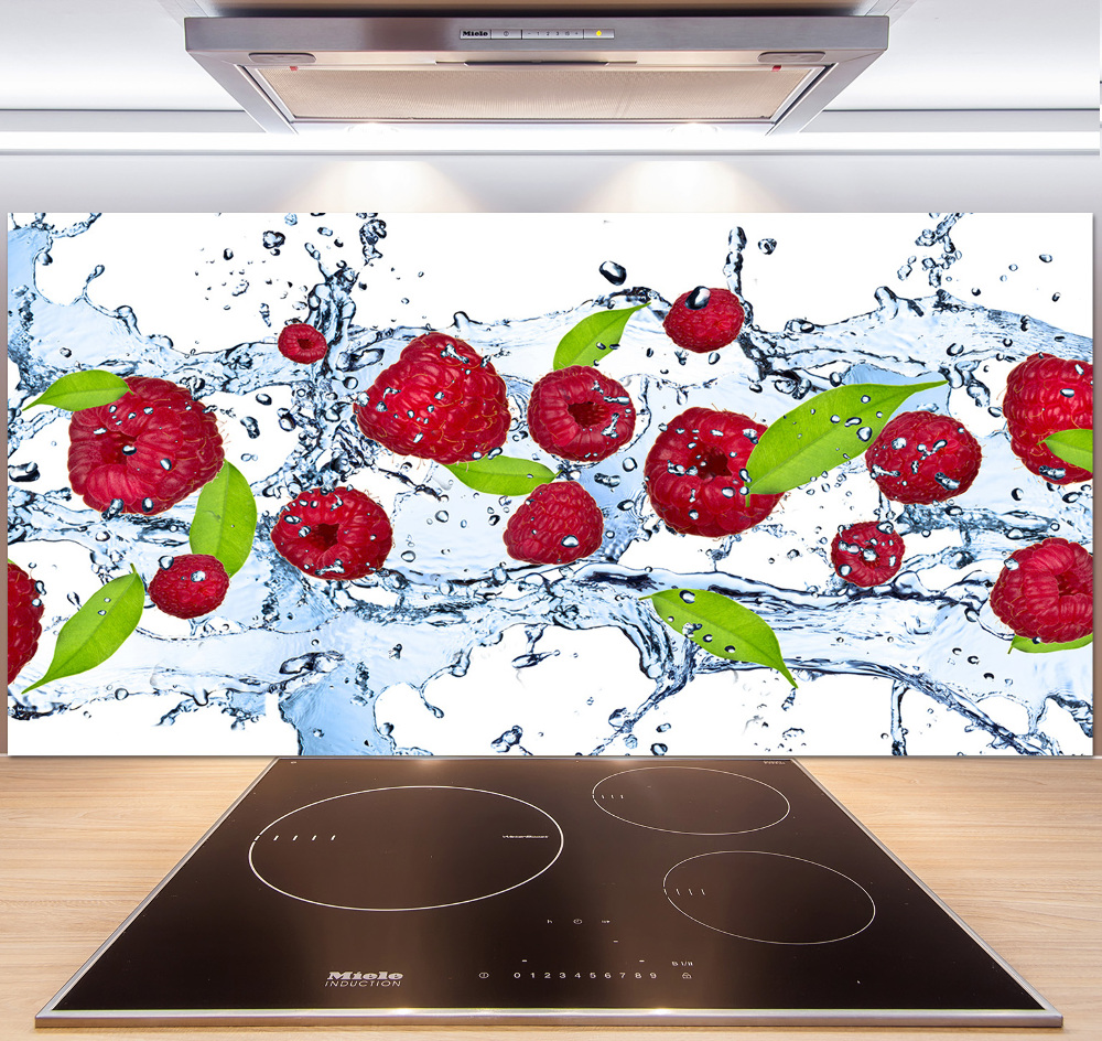 Cooker splashback Raspberries and water