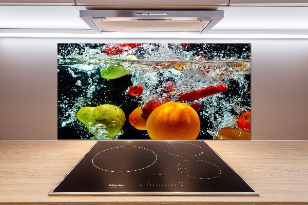 Cooker splashback Fruit underwater