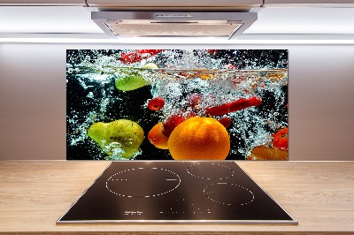 Cooker splashback Fruit underwater