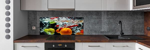 Cooker splashback Fruit underwater