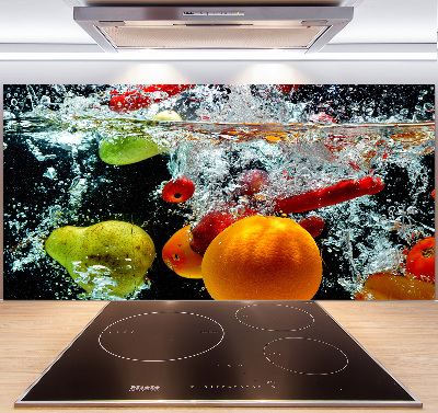 Cooker splashback Fruit underwater