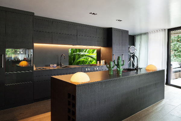 Kitchen splashback Drops on the grass