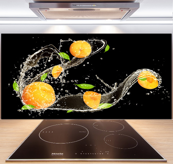 Cooker splashback Apricots and water