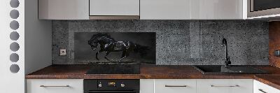 Glass splashback Black Horse