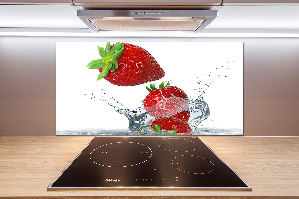 Cooker splashback Strawberries and water