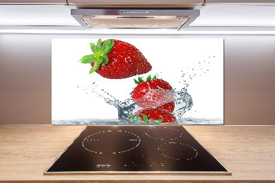 Cooker splashback Strawberries and water