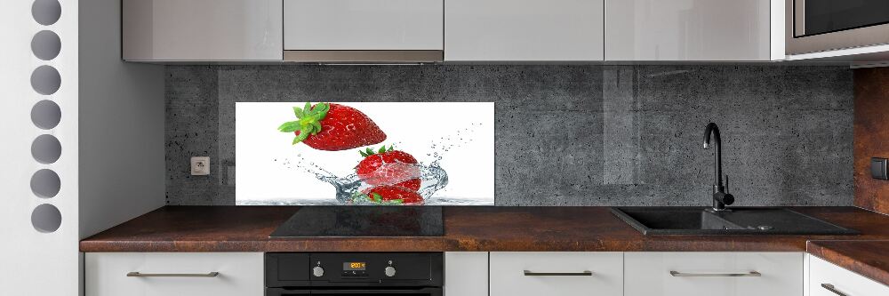 Cooker splashback Strawberries and water