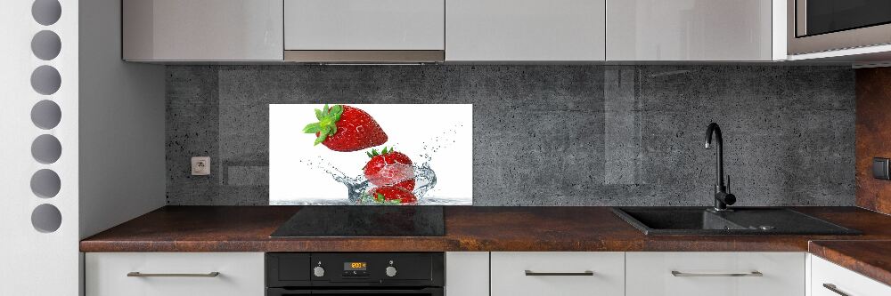 Cooker splashback Strawberries and water