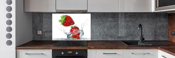 Cooker splashback Strawberries and water