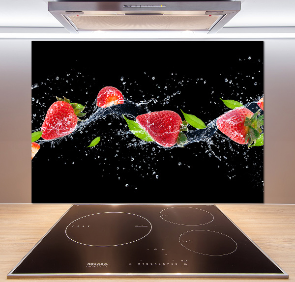 Cooker splashback Strawberries and water