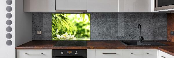 Cooker splashback water lily