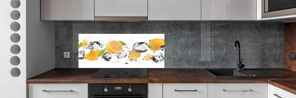 Glass splashback Lemon and water