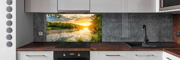 Cooker splashback Twilight on the river