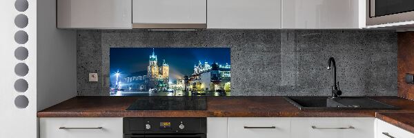 Cooker splashback Krakow at night